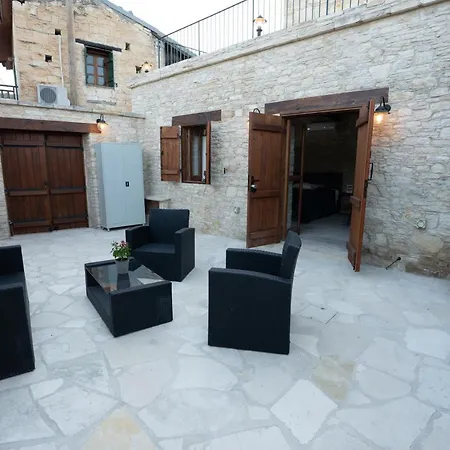 Eidyllio Luxury Εξοχικό σπίτι Όμοδος